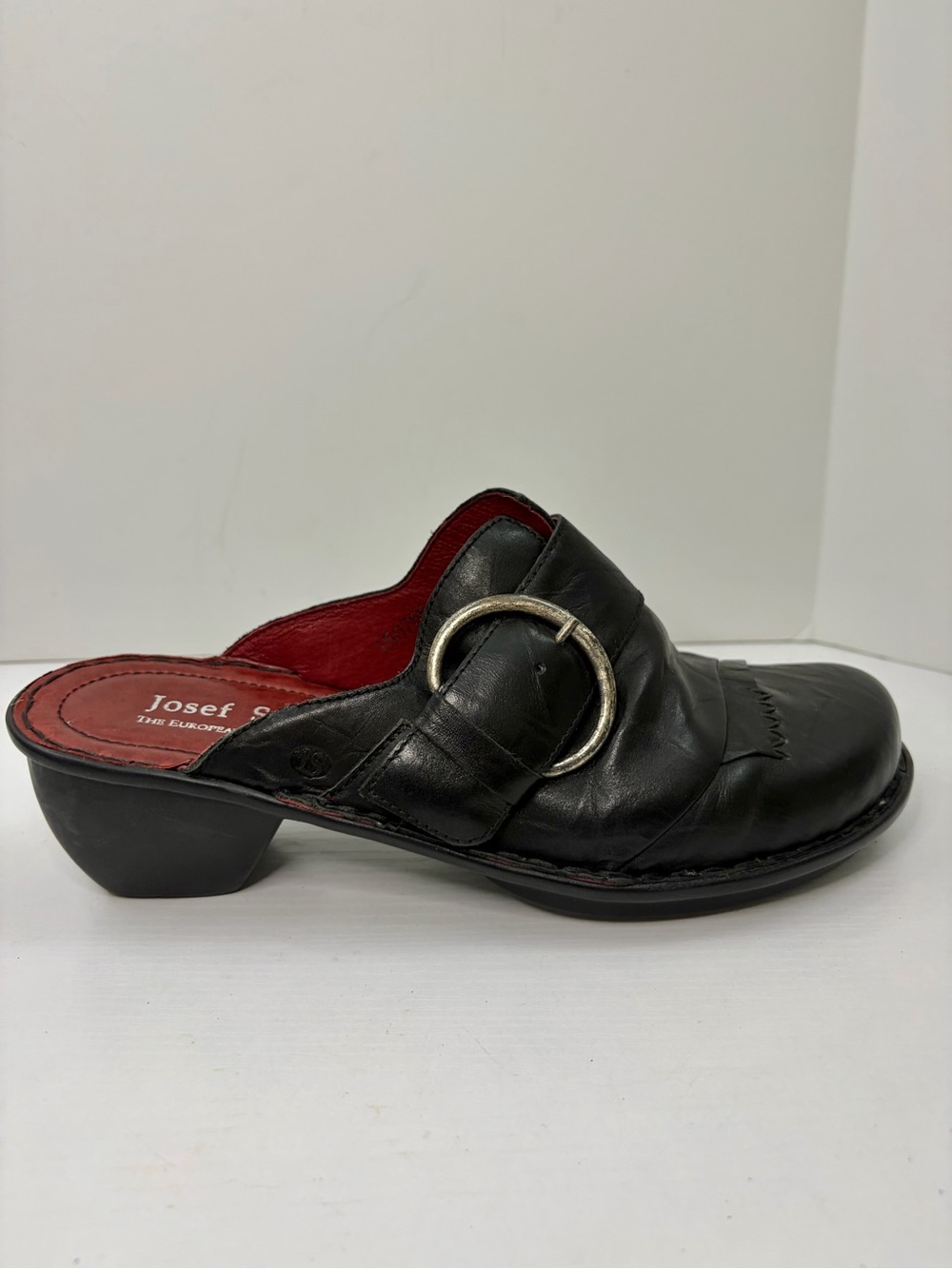 Josef Seibel Black Leather Silver Buckle Low Stack Heel Mule Clog Sz 40 EU 9 US